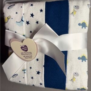 Parent's Choice Blue and White Baby Blanket Set